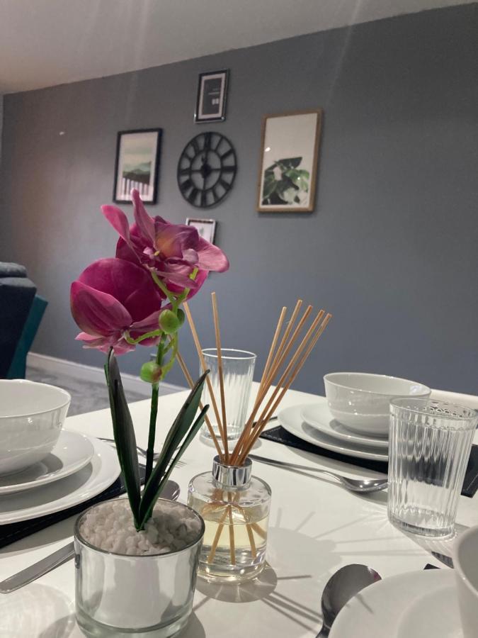 Hilltop Place Suites Near Doncaster Racecourse Zewnętrze zdjęcie