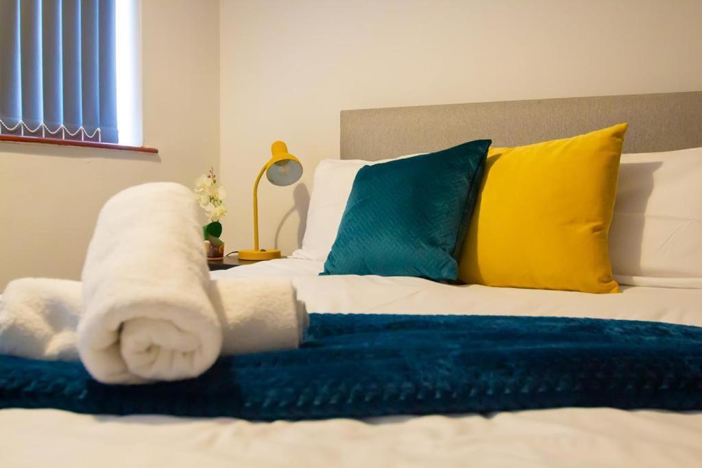 Hilltop Place Suites Near Doncaster Racecourse Zewnętrze zdjęcie